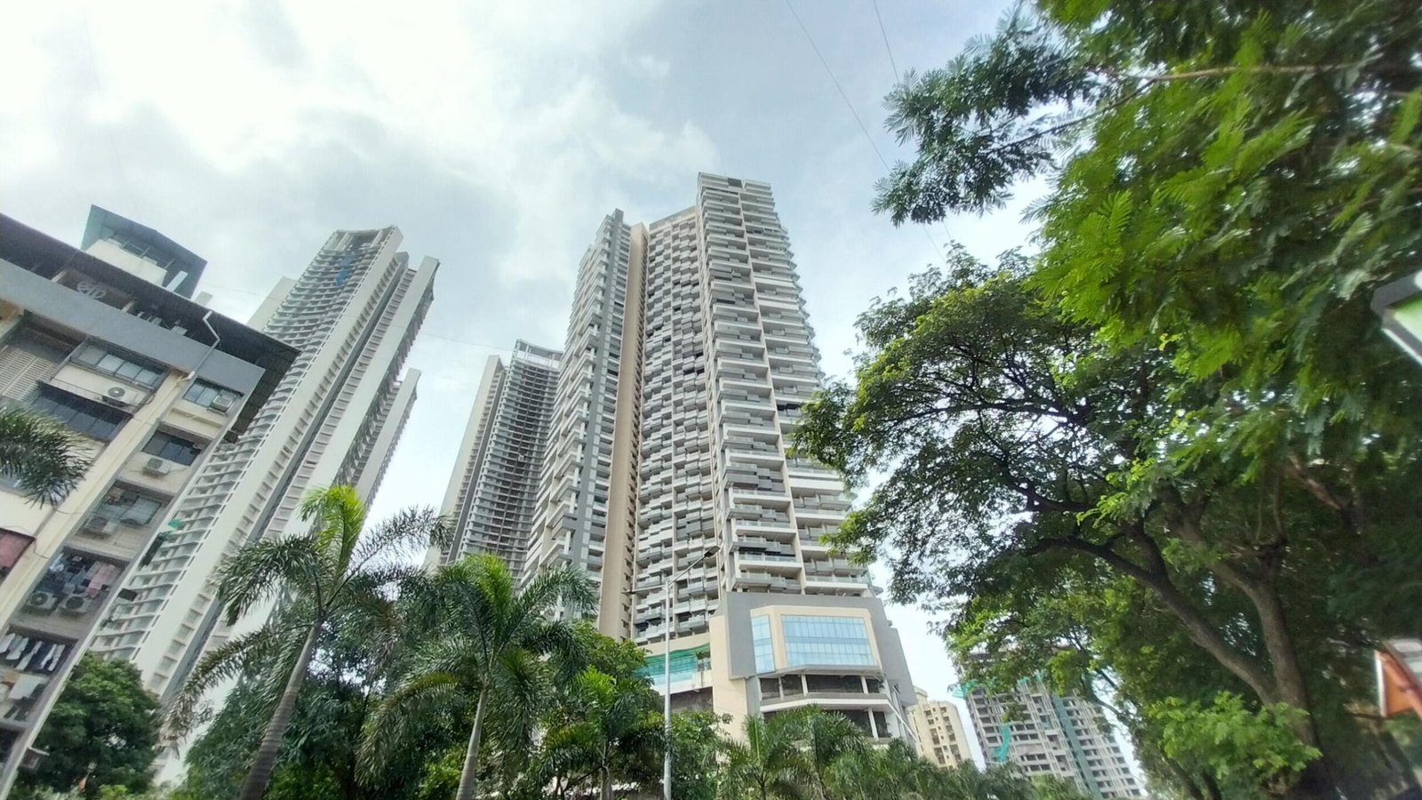 t4xwrr7_1787643337_825850661_optOrig Siesta Luxurious 3 Bhk